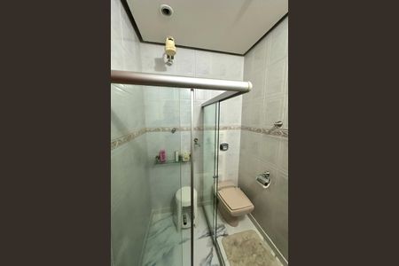 Apartamento à venda com 145m², 2 quartos e 1 vaga Apartamento à venda com 145m², 2 quartos e 1 vagaBanheiro Social