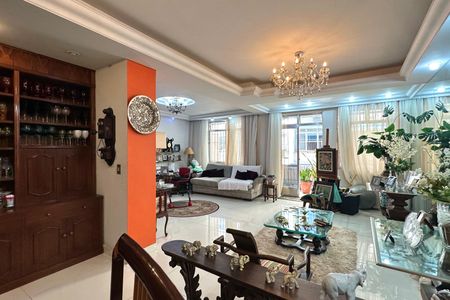 Apartamento à venda com 145m², 2 quartos e 1 vaga Apartamento à venda com 145m², 2 quartos e 1 vagaSala