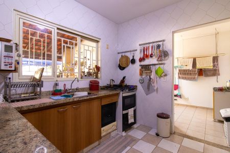 Casa à venda com 320m², 3 quartos e sem vagaCozinha