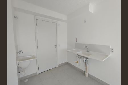 Apartamento à venda com 32m², 2 quartos e sem vaga Apartamento à venda com 32m², 2 quartos e sem vagaSala/Cozinha