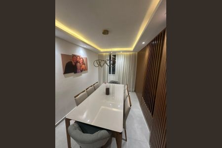 Apartamento à venda com 83m², 2 quartos e sem vaga Apartamento à venda com 83m², 2 quartos e sem vagaSala de Jantar