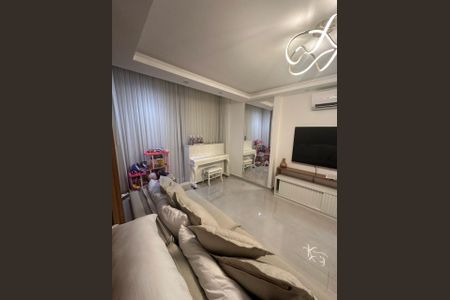 Apartamento à venda com 83m², 2 quartos e sem vaga Apartamento à venda com 83m², 2 quartos e sem vagaSala
