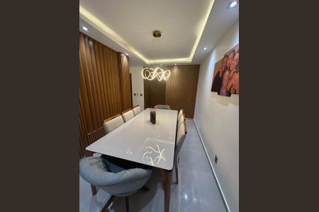 Apartamento à venda com 83m², 2 quartos e sem vaga Apartamento à venda com 83m², 2 quartos e sem vagaSala de Jantar