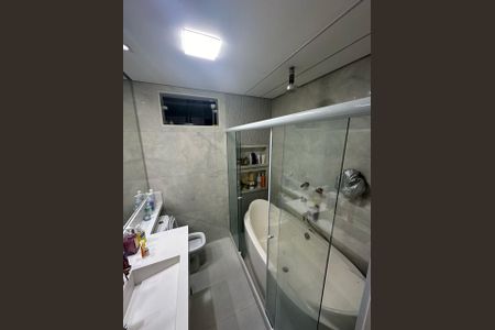 Apartamento à venda com 83m², 2 quartos e sem vaga Apartamento à venda com 83m², 2 quartos e sem vagaBanheiro