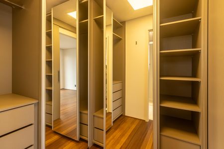 Apartamento à venda com 90m², 1 quarto e 2 vagasSuíte