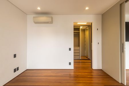 Apartamento à venda com 90m², 1 quarto e 2 vagasSuíte