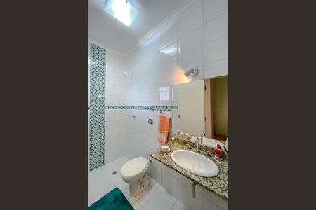 Casa à venda com 250m², 5 quartos e 3 vagasBanheiro da Suíte