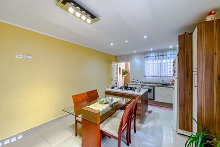 Casa à venda com 250m², 5 quartos e 3 vagasCozinha