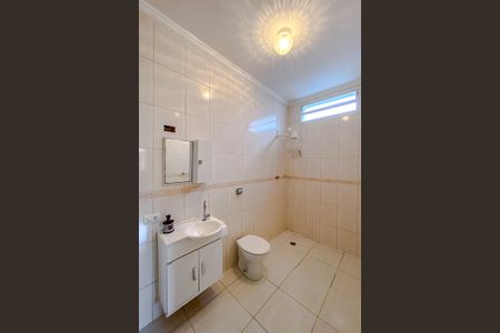 Casa à venda com 250m², 5 quartos e 3 vagasBanheiro (Casa 2)