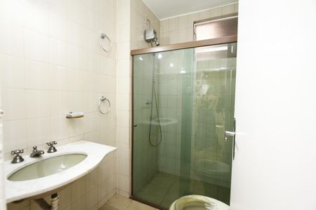 Banheiro Social de apartamento à venda com 3 quartos, 100m² em Prado, Belo Horizonte