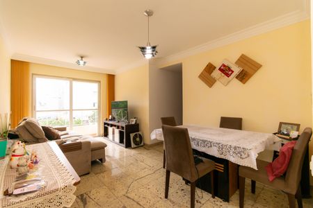 Apartamento à venda com 89m², 3 quartos e 1 vaga Apartamento à venda com 89m², 3 quartos e 1 vagaSala