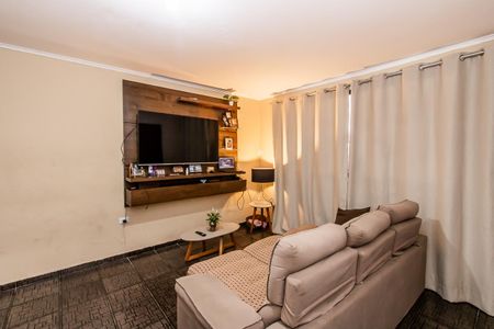 Casa à venda com 150m², 3 quartos e 1 vagaSala