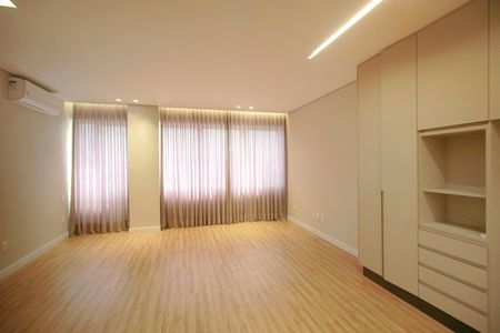 Apartamento para alugar com 42m², 1 quarto e 1 vagaStudio