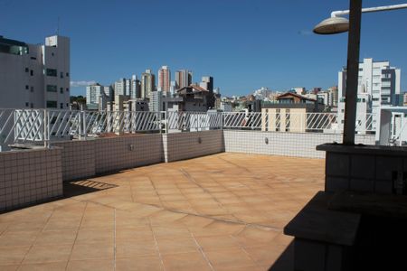Apartamento à venda com 220m², 5 quartos e 2 vagasCobertura