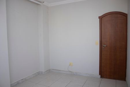 Apartamento à venda com 220m², 5 quartos e 2 vagasQuarto 4