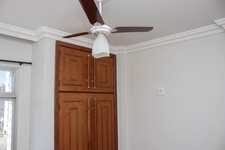 Apartamento à venda com 220m², 5 quartos e 2 vagasQuarto 1