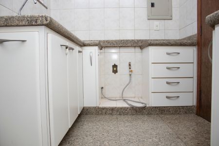 Apartamento à venda com 220m², 5 quartos e 2 vagascozinha