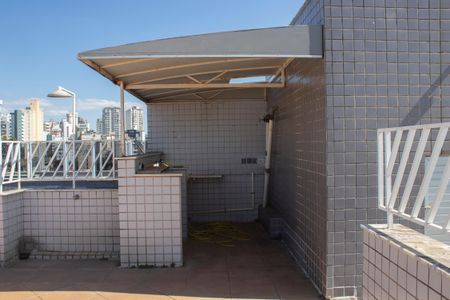 Apartamento à venda com 220m², 5 quartos e 2 vagasCobertura