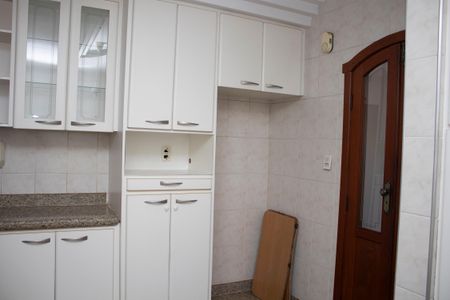 Apartamento à venda com 220m², 5 quartos e 2 vagascozinha