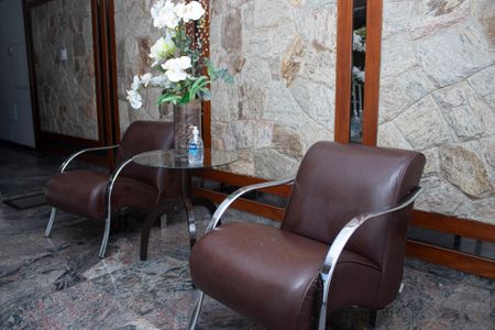 Apartamento à venda com 220m², 5 quartos e 2 vagasHall de entrada