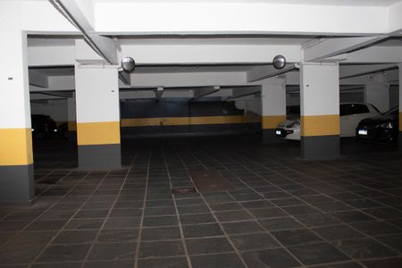 Apartamento à venda com 220m², 5 quartos e 2 vagasGaragem