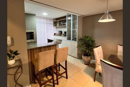 Casa de condomínio para alugar com 177m², 4 quartos e 2 vagas Casa de condomínio para alugar com 177m², 4 quartos e 2 vagasSala