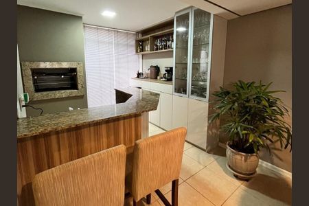 Casa de condomínio para alugar com 177m², 4 quartos e 2 vagas Casa de condomínio para alugar com 177m², 4 quartos e 2 vagasCozinha