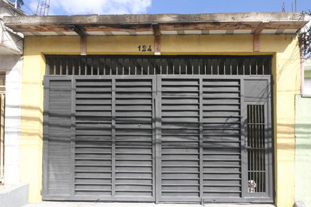 Casa para alugar com 70m², 1 quarto e 1 vaga Casa para alugar com 70m², 1 quarto e 1 vagaFachada