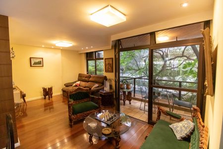 Apartamento à venda com 180m², 4 quartos e 2 vagasSala