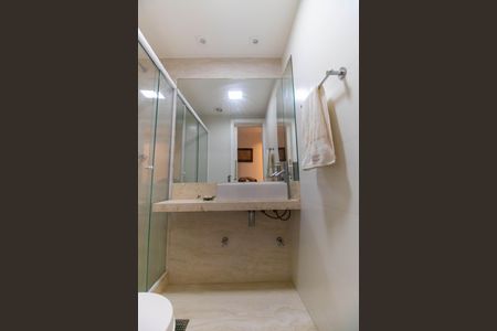 Apartamento à venda com 180m², 4 quartos e 2 vagasBanheiro Social