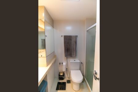 Apartamento à venda com 180m², 4 quartos e 2 vagasBanheiro da Suíte 1