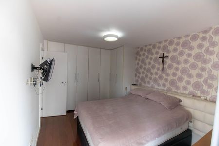 Apartamento à venda com 180m², 4 quartos e 2 vagasSuíte 1
