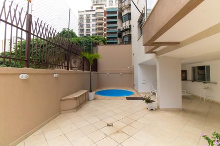 Apartamento à venda com 180m², 4 quartos e 2 vagasÁrea comum