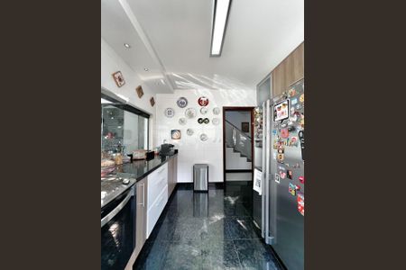 Casa de condomínio à venda com 232m², 3 quartos e 3 vagasCozinha