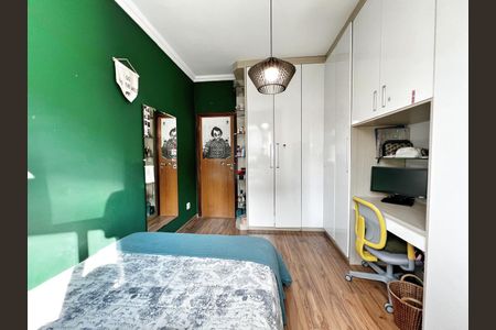 Casa de condomínio à venda com 232m², 3 quartos e 3 vagasSuíte 1