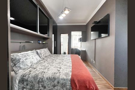 Casa de condomínio à venda com 232m², 3 quartos e 3 vagasSuíte 2