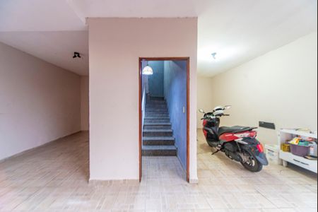 Casa de condomínio para alugar com 123m², 3 quartos e 3 vagasGaragem