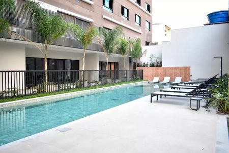 Apartamento à venda com 40m², 2 quartos e sem vagaÁrea comum - Piscina