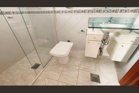 Casa de condomínio à venda com 700m², 3 quartos e 3 vagasBanheiro da Suíte 3