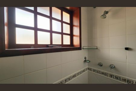 Casa de condomínio à venda com 700m², 3 quartos e 3 vagasBanheiro da Suíte 3