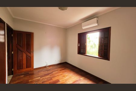 Casa de condomínio à venda com 700m², 3 quartos e 3 vagas Suíte 3