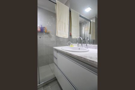 Apartamento à venda com 123m², 3 quartos e 2 vagasBanheiro do Quarto 1