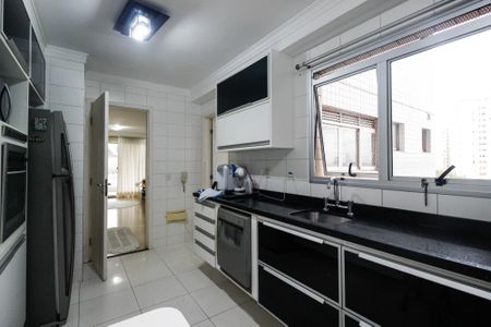 Apartamento à venda com 123m², 3 quartos e 2 vagasCozinha