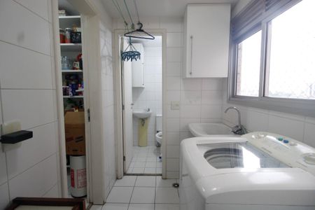 Apartamento à venda com 123m², 3 quartos e 2 vagasÁrea de serviço