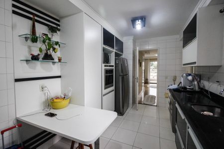 Apartamento à venda com 123m², 3 quartos e 2 vagasCozinha