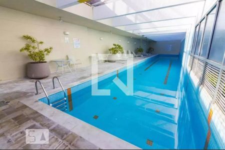 Apartamento à venda com 123m², 3 quartos e 2 vagasPiscina