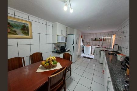 Casa à venda com 170m², 3 quartos e 2 vagas Casa à venda com 170m², 3 quartos e 2 vagasFoto 22
