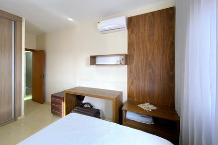 Casa para alugar com 417m², 5 quartos e 4 vagas Casa para alugar com 417m², 5 quartos e 4 vagasQuarto 3