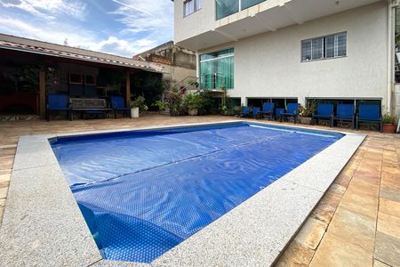 Casa para alugar com 417m², 5 quartos e 4 vagas