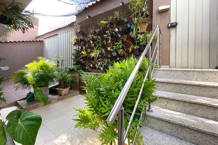 Casa para alugar com 417m², 5 quartos e 4 vagas Casa para alugar com 417m², 5 quartos e 4 vagasJardim